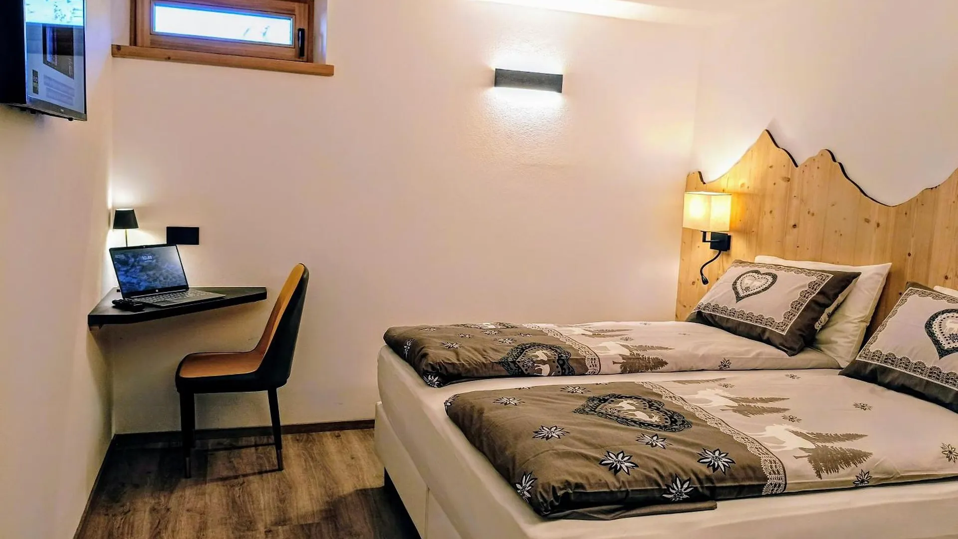J&D'S Apartments Ливиньо 0*,  Италия